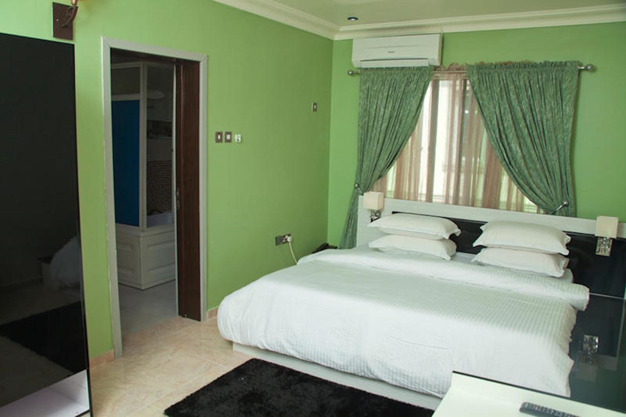 Milestone Hotel Ogombo Kültér fotó