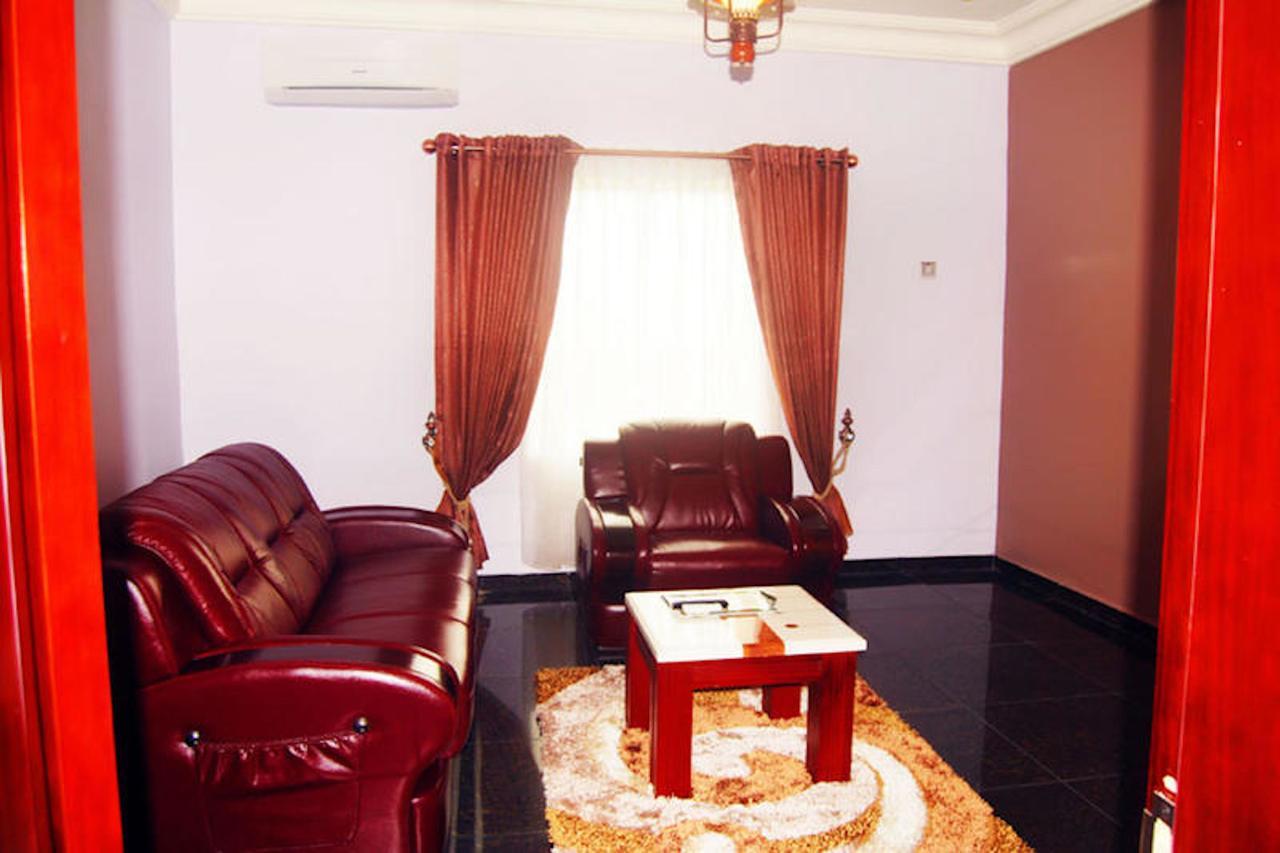 Milestone Hotel Ogombo Kültér fotó