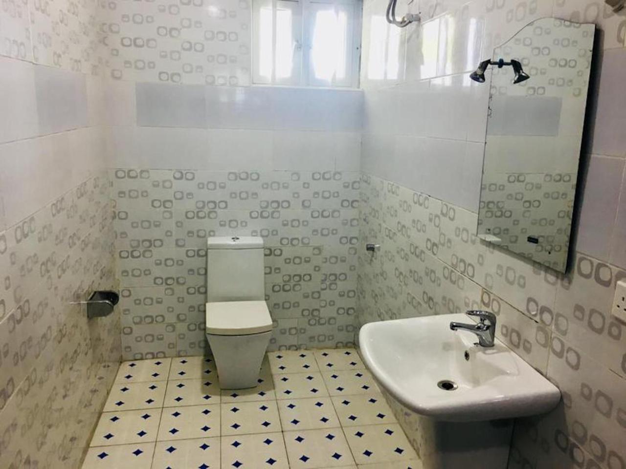 Milestone Hotel Ogombo Kültér fotó